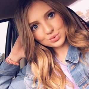 Meet your Posher, Katelyn